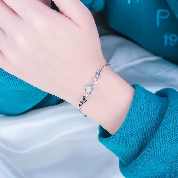 💫 Sterling Silver 925 Heart Wings Bracelet - Picture 3 of 4